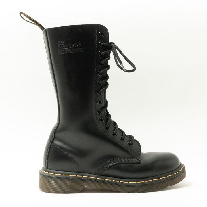  1円スタート Dr.Martens ドクターマーチン 10103 14ホールブーツ ロングブーツ UK6 レザー 皮革 定番 ブラック 黒 UK6 25サイズ(UK6)｜売買されたオークション情報、yahooの商品情報をアーカイブ公開 - UK6