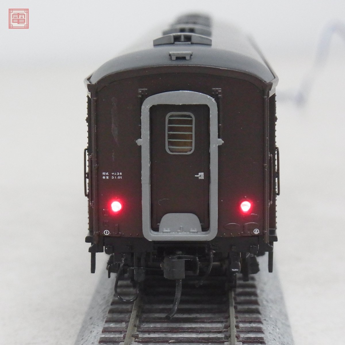天賞堂 No.57015 マニ36 スハ32 改造車 荷物室扉窓桟なし SG Yahoo!オークション - 天賞堂 マニ36 (スハ32改造車) 荷物室扉窓桟なし