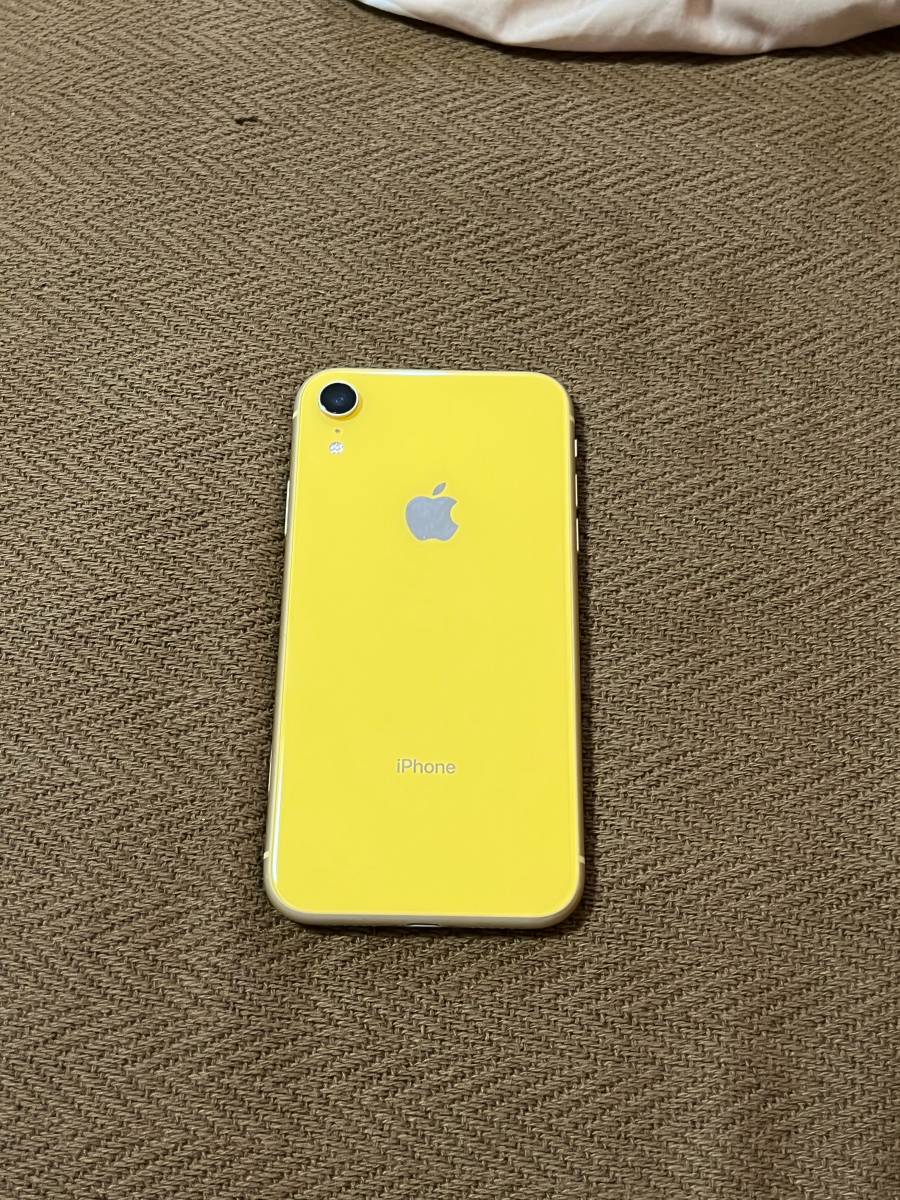 Apple iPhone Xr 本体 バキバキのジャンク品 iPhone XRジャンク。部品用 Apple iPhone Xr 本体 バキバキのジャンク