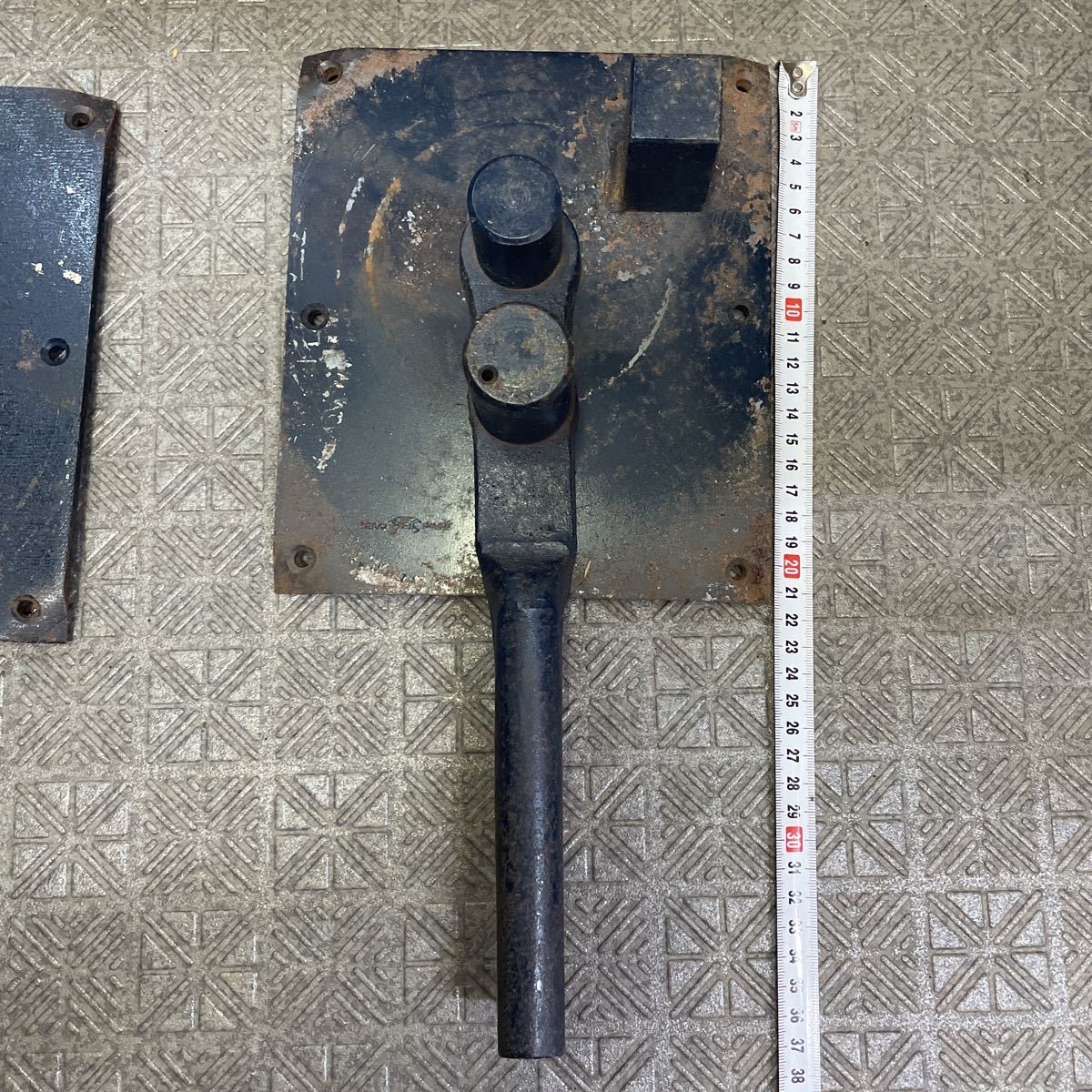 | 小山刃物製作所 バーベンダー - モクバ D-4 モクバ印 株式会社小山刃物製作所 曲棒(ハンドル) 806-9912 1本 D2-16 16mm 鉄筋工具 10-13mm (ブリスターパック入り