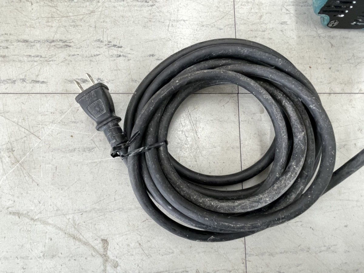 愛知 東海店】CC963【1000スタート】マキタ 電動ハンマ HM1100C 