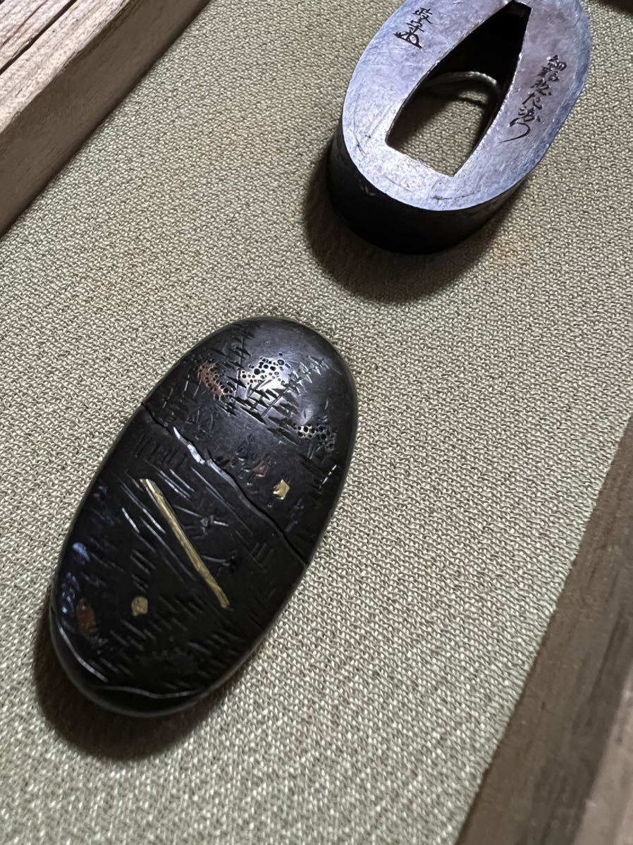 在銘 縁頭 田植え図 片切彫 江戸中期 刀装具(鍔、刀装具)｜売買された