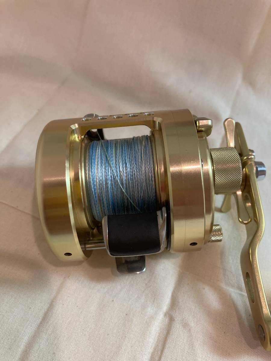SHIMANO シマノ カルカッタコンクエスト800F 美品 シマノ シマノ