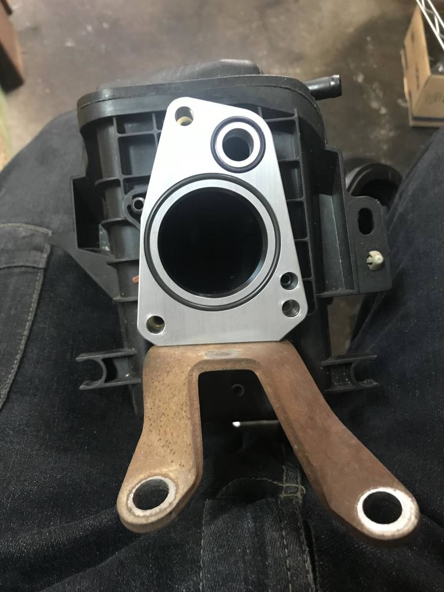 ハイゼット系　アトレーワゴン　KF-VE　KF-DETエンジン　メカ式スロットル　スロットルスペーサー　ダイハツ アトレーワゴン KF-VE ハイゼット系 人気定番，大人気 （メカ式 ダイハツ・EF型エンジン