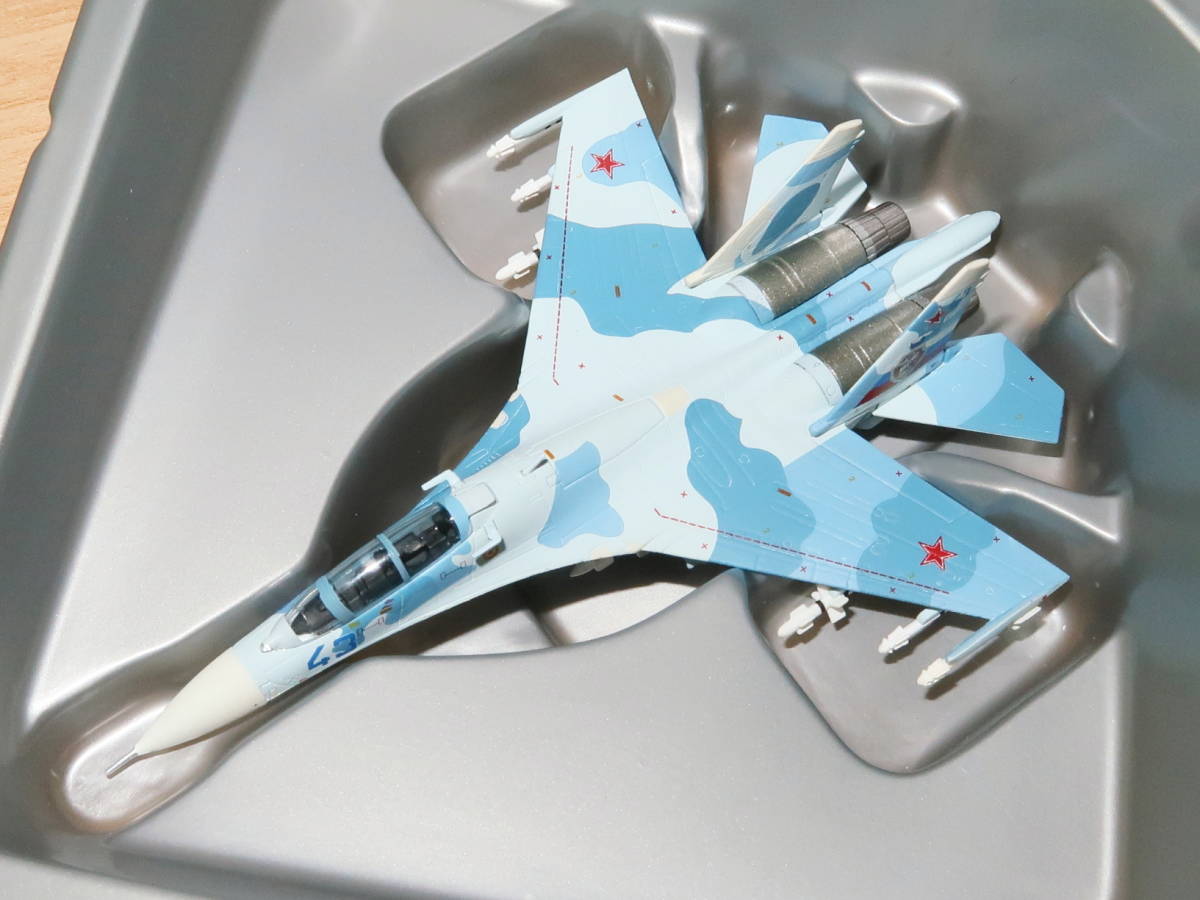 ヘルパ 1/200 ロシア空軍 スホーイ Su-27UB フランカー 551519 herpa