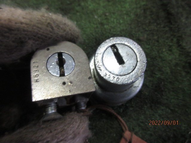 ホンダ スーパーカブ 稀少！旧OHVスーパーカブC100（C100-G086）純正キャリアASSY☆ボルト スーパーカブC100&frasl;C102 | C100 1965年式 実働車 4ミニ.net HONDA 投稿詳細｜MOTOCLE 御礼☆ ６５年前の Ｃ100 ＯＨＶ ウェビック