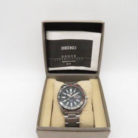 SEIKO セイコー 5 スポーツ 4R36-01P0 24石 100M ブラック文字盤 自動 