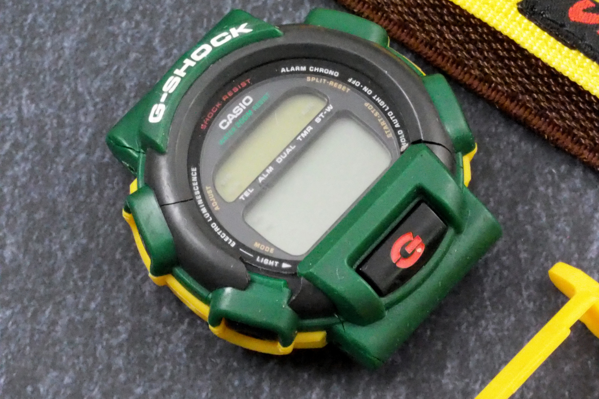 パーツ取 【CASIO】 G-SHOCK DW-003 TOUGH LABEL 黄色・カーキ色 