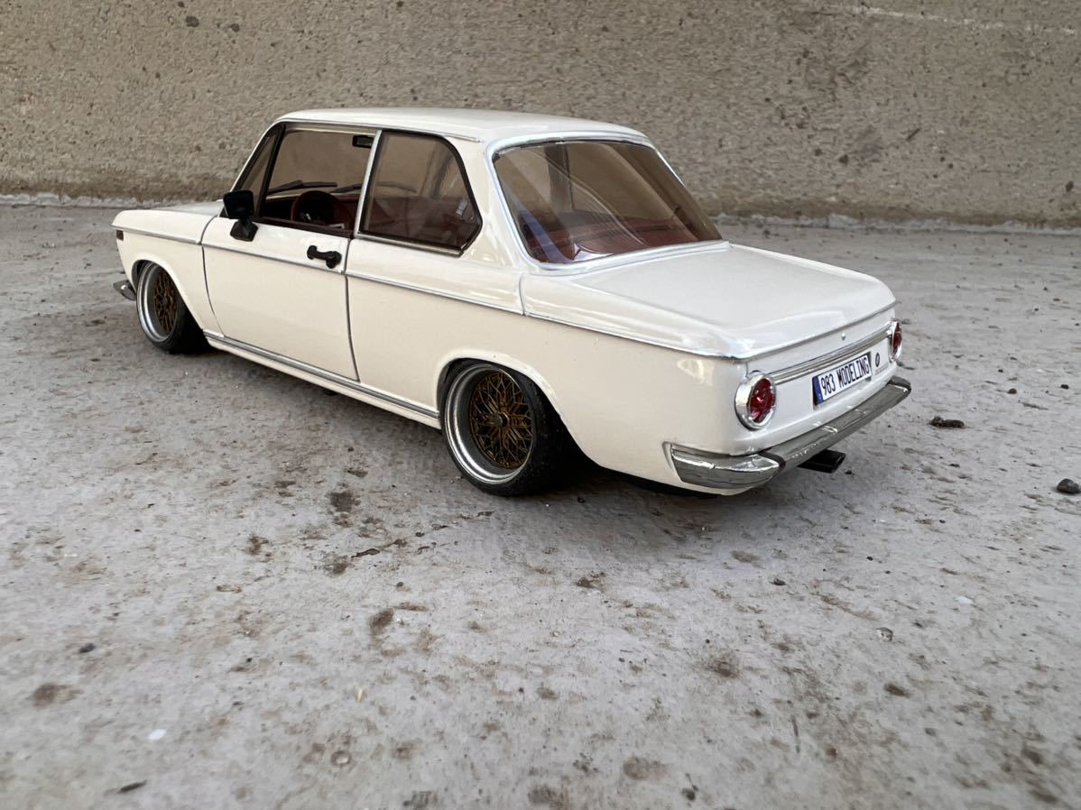 WELLY ダイキャスト 1:24 BMW 2002ti改
