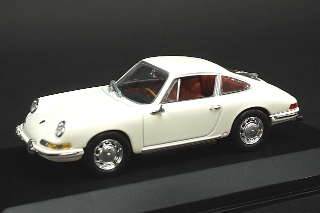 貴重本体未使用ミニチャンプス特製ル・マンポルシェ９５６Ｌ１位〜３位を３台1/43 ミニチャンプス PMA ポルシェ Porsche 1⁄43 0 公式通販 Yahoo