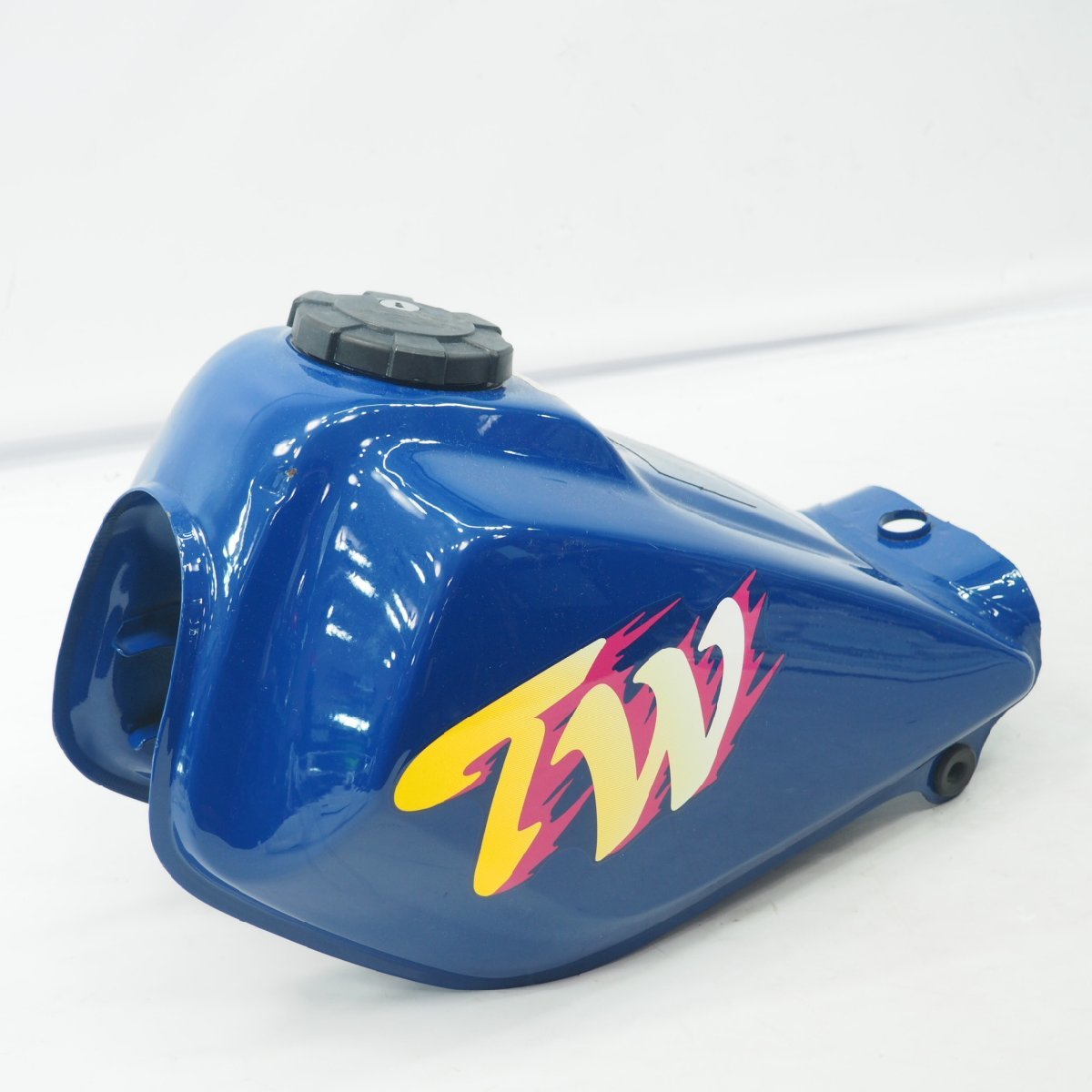 TW200 2JL 純正タンク フューエルタンク ガソリンタンク 燃料タンク