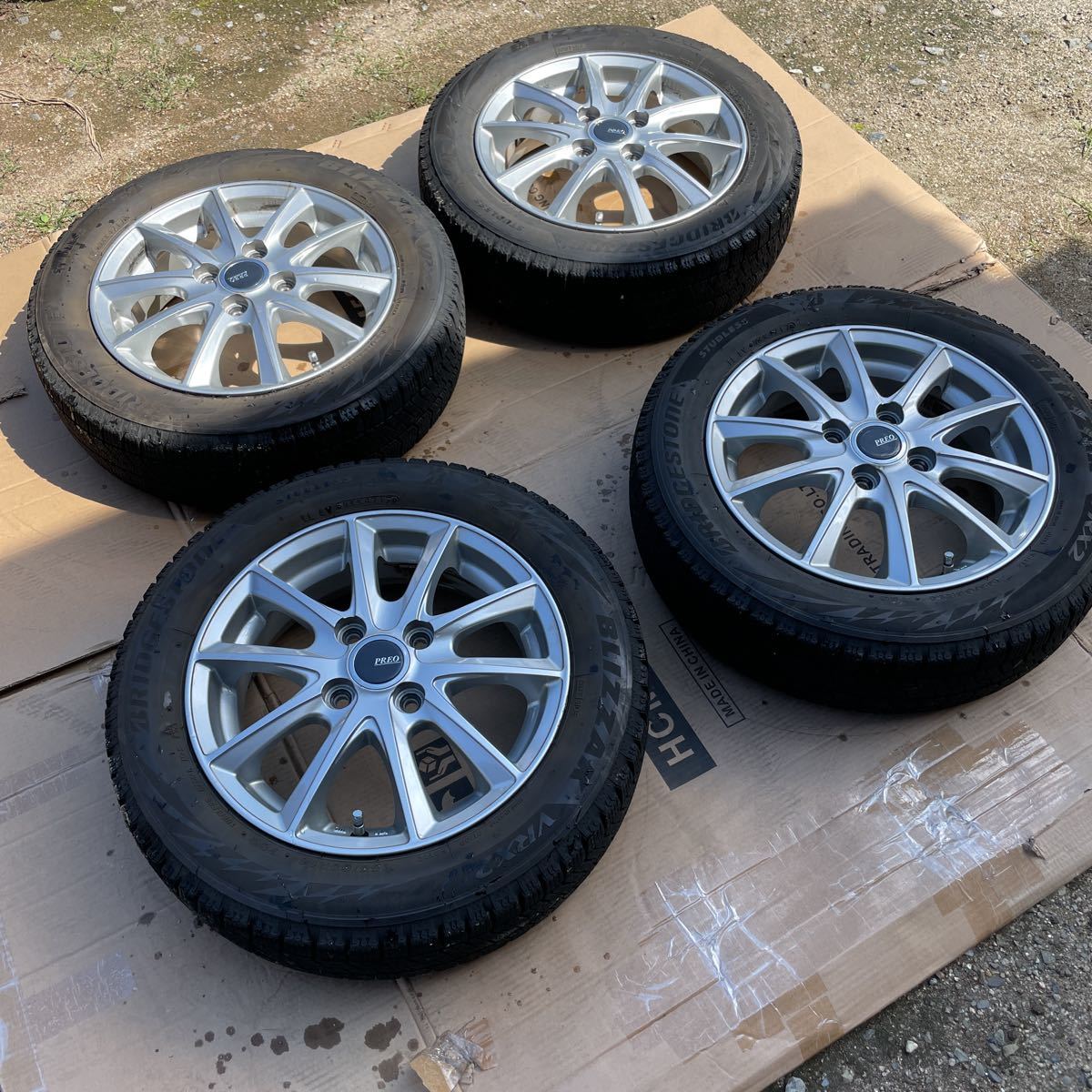 ブリヂストンスタッドレスタイヤ アルミホイール 155/65R14 