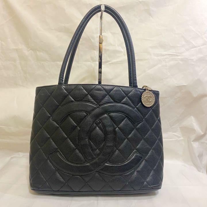 【1〜】CHANELシャネル 豪華　復刻トート　キャビアスキン　ショルダーバッグ　ハンドバッグ　レザー　ブラック　黒金具　マトラッセ　ココ CHANEL キャビアスキン シャネル 1円～ 中古品 A01804