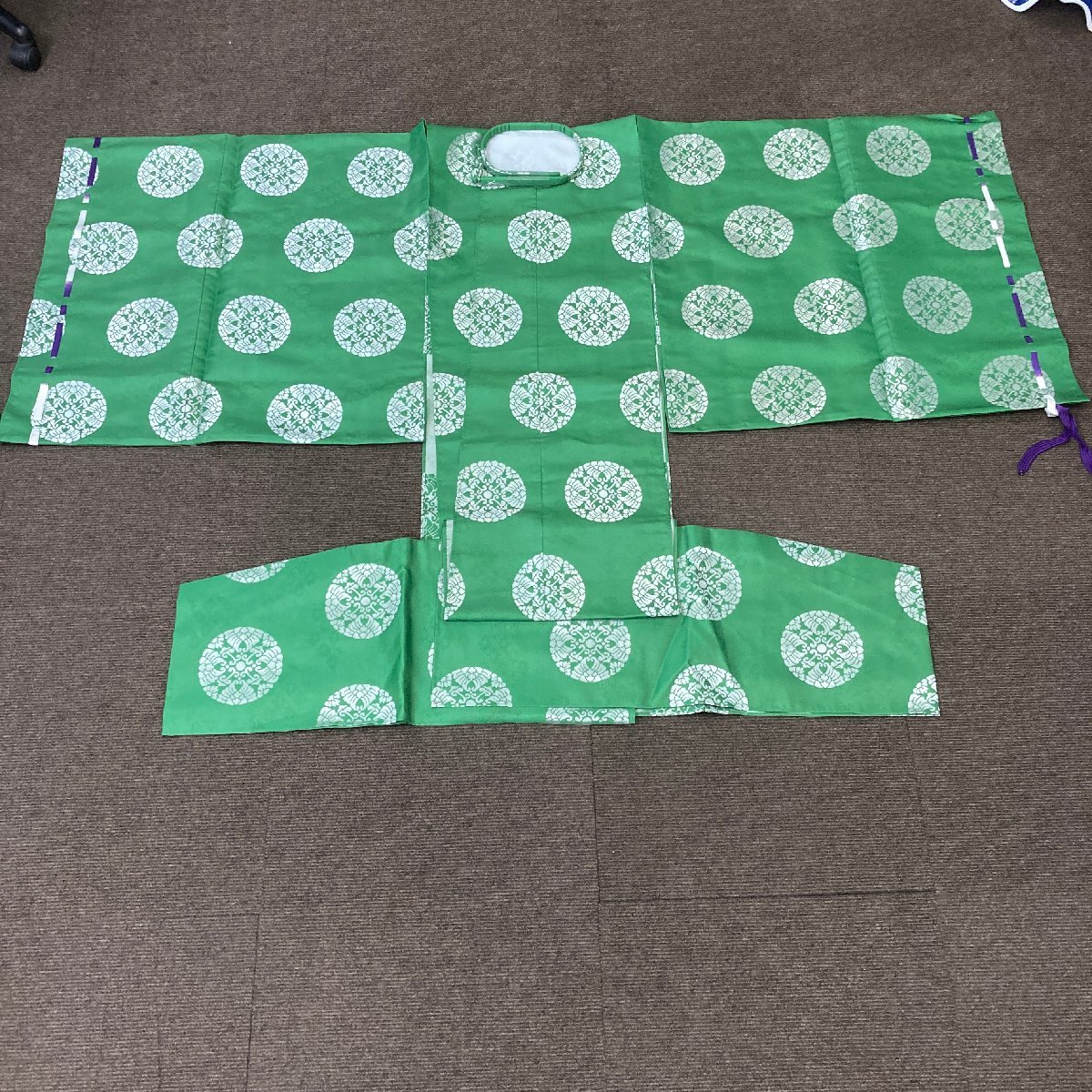 m002 B5 22 神社引受品 京都 有本装束店 緑色 神職 神主 宮司 神楽 装束 御正服 神職 狩衣 衣装 平安 寺院 僧侶 神官 時代 ...