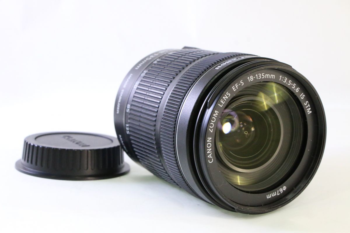 IS Canon EF-S 18-135mm F3.5-5.6 USM f⁄3.5-5.6 EF-S18-