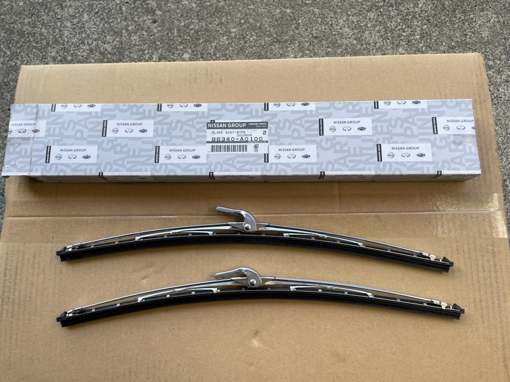 7 ⑧ 200 ハコスカ ワイパーブレード ２本セット 日産純正品 GC10 ハコスカ用 ワイパーブレード2本セット。 日産純正未使用品 B6340