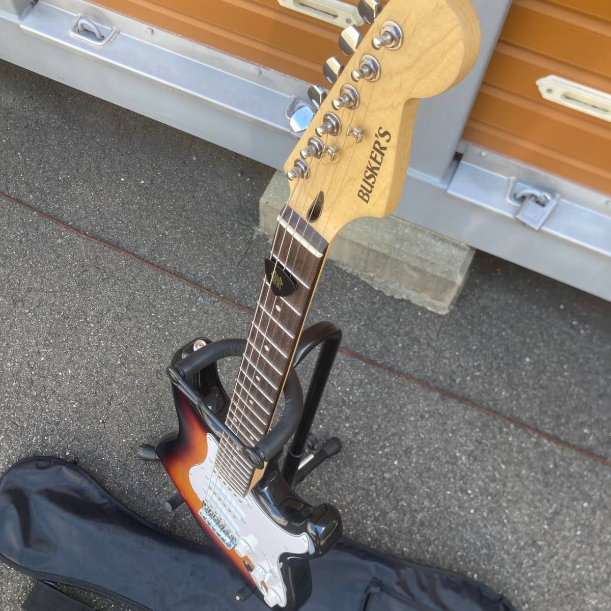 これからはじめる方に最適！今すぐはじめられる！BUSKER'Sエレキ