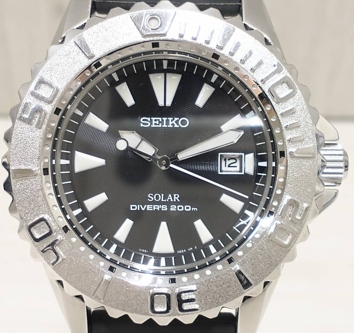 二次電池交換済 SEIKO セイコー V145-0CC0 ソーラー ダイバーズ 黒文字 