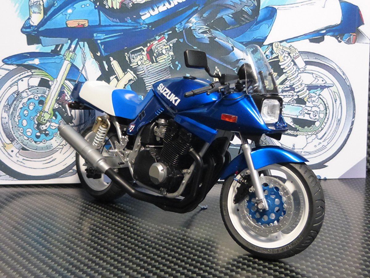 - Yahoo!オークション GSX1100S 刀 2代目キリン仕様 YouTube 二代目キリン　スズキ　ＧＳＸ１１００Ｓ　カタナ　自作トランスキット使用の完成品　送料込み