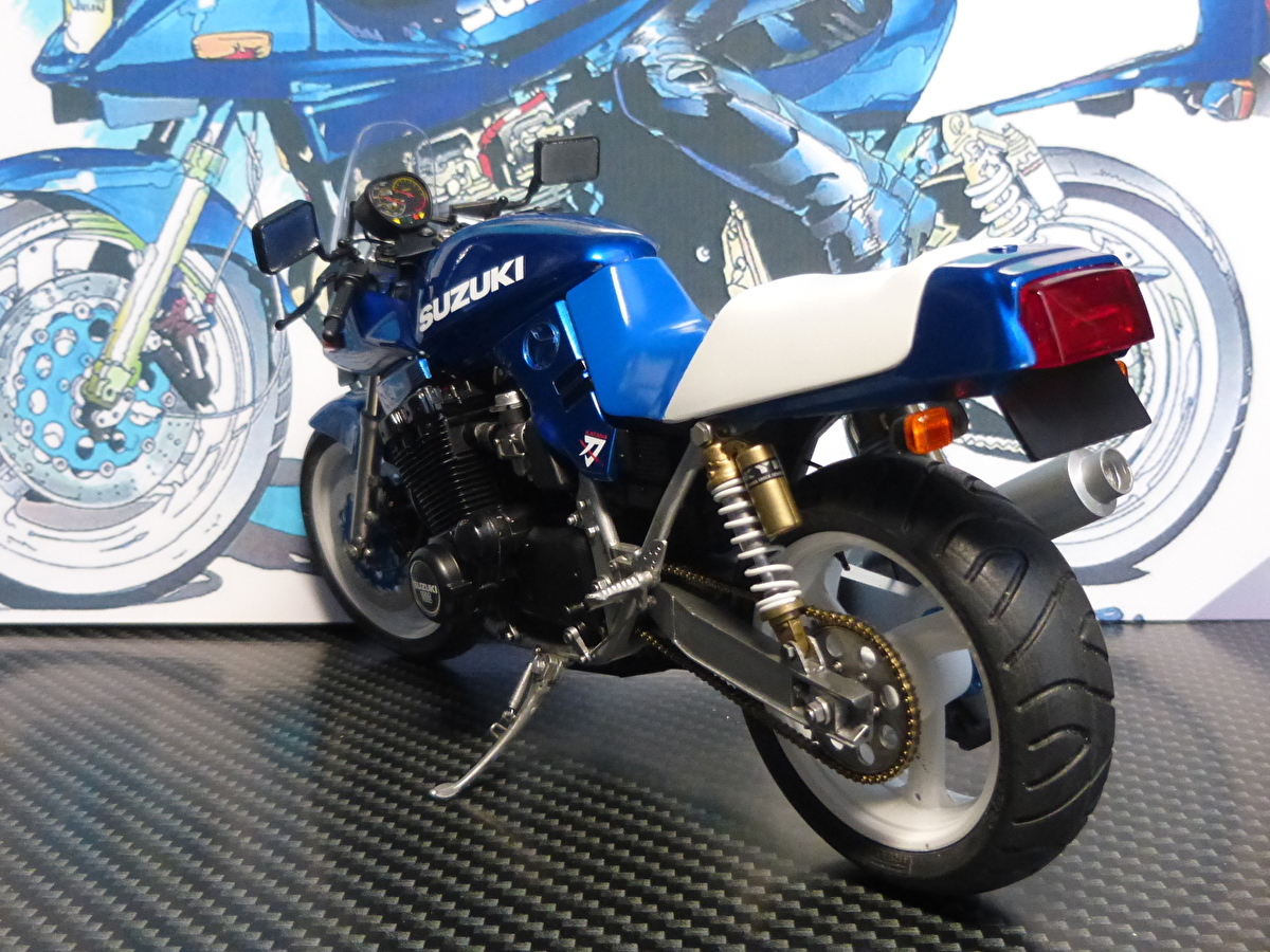 - Yahoo!オークション GSX1100S 刀 2代目キリン仕様 YouTube 二代目キリン　スズキ　ＧＳＸ１１００Ｓ　カタナ　自作トランスキット使用の完成品　送料込み