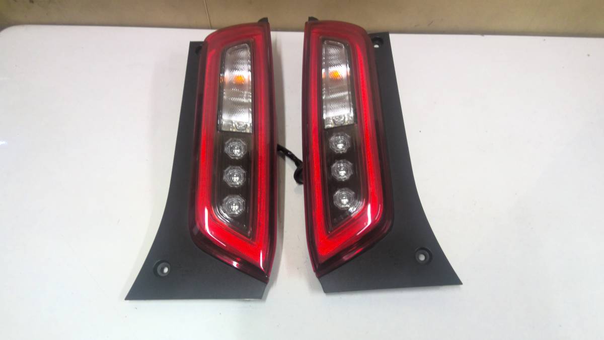 N-WGN 純正テールランプ左右セット JH3 JH4 新品？ 美品 1－2 N-WGN JH3