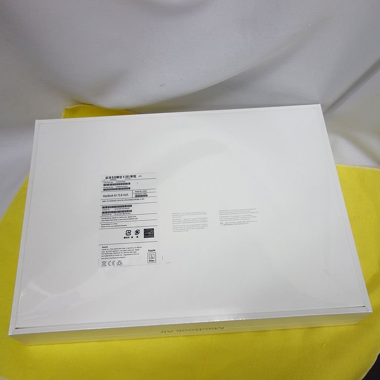 新品 未開封 MacBook Air 2022 13.6インチ M2チップ 24GB SSD/2TB CPU