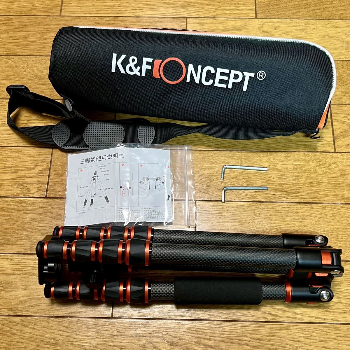 100%新品，人気SALE K&F Concept 三脚 カーボン B210 超軽量 コンパクト 5段 全高153cm 一脚可変式 自由雲台 ナットロック式 トラベル三脚(三脚)｜売買されたオークション情報、yahooの商品情報をアーカイブ公開 - オ 三脚