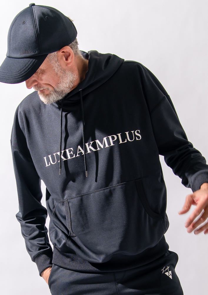 LUXE AKM PLUS プルオーバー パーカー 1piu wjk LUXE163 新品未使用