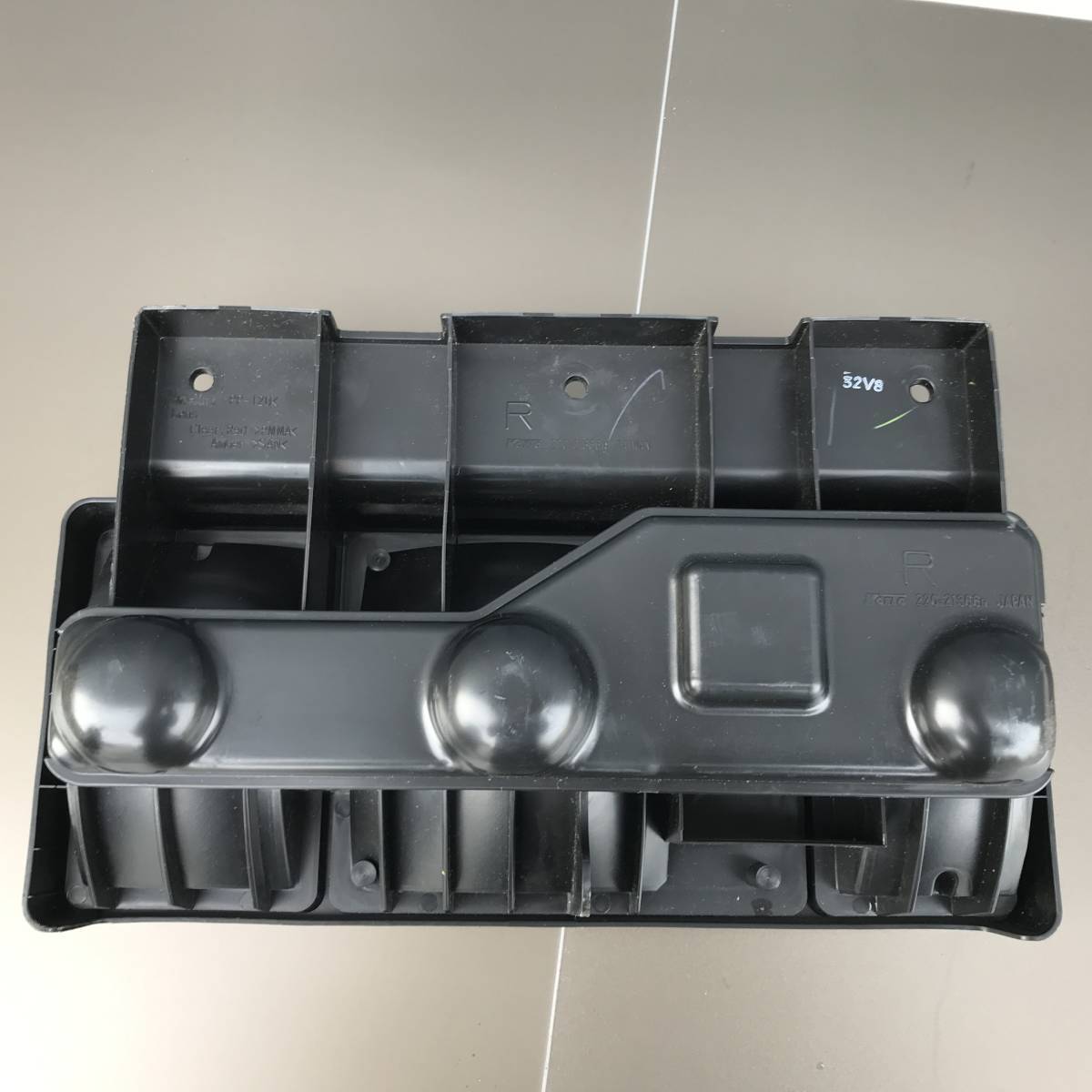 新車外し純正 07 エルフ 80系 エルフ 220-21366 テールランプ 左 エルフ いすゞ 220-21366R 左右セット 2026年最新Yahoo!オークション