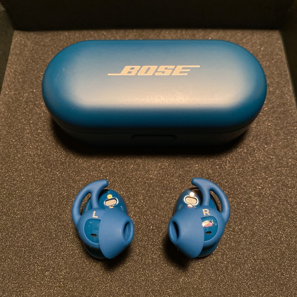 BOSEワイヤレスイヤホンBose Sport Earbuds バルティックブルー中古品 
