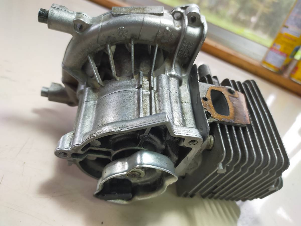 丸山 草刈機 刈払機 KC26NX1 エンジン ジャンク 部品 パーツ(パーツ