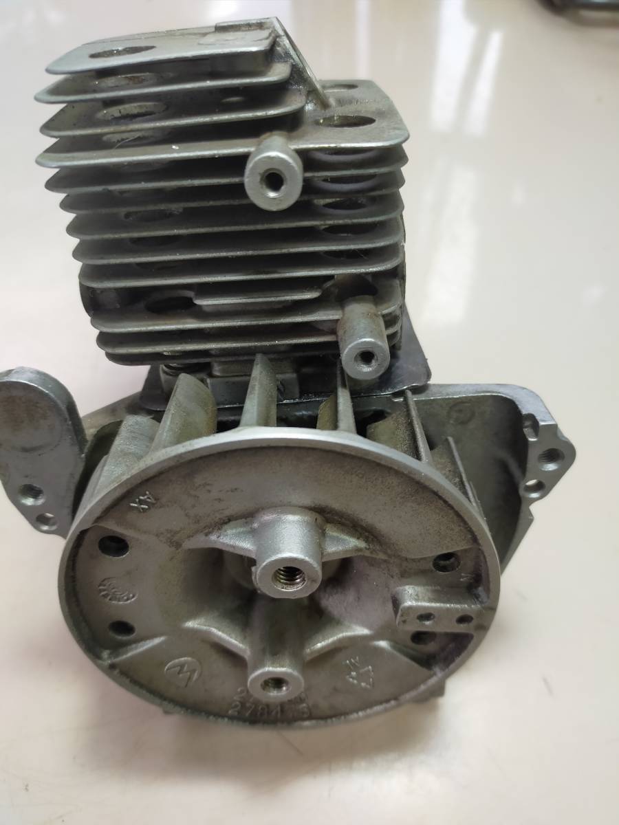 丸山 草刈機 刈払機 KC26NX1 エンジン ジャンク 部品 パーツ(パーツ