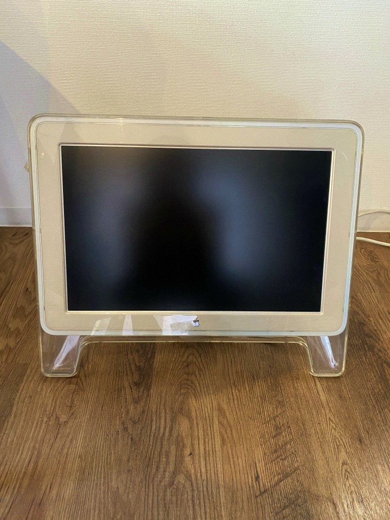 Apple Cinema Display Original (22-Inch) | iGotOffer