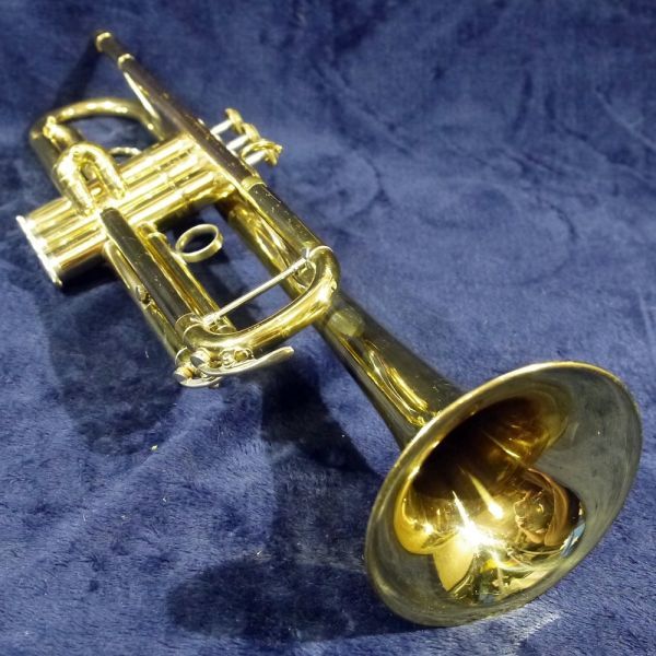 YAMAHA YTR-236カレッジモデルアトリエカスタムシルキータイプ