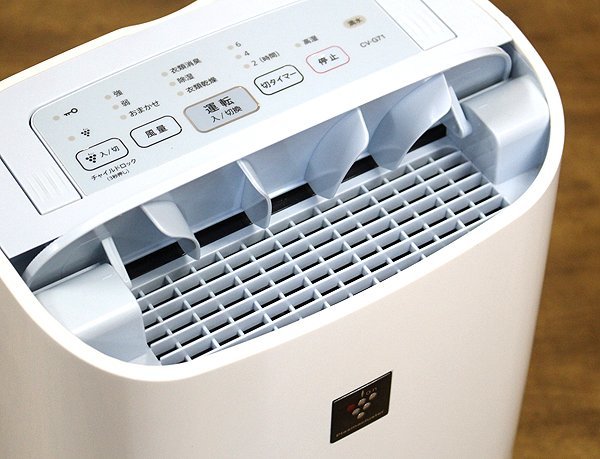 SHARP CV-G71-W シャープ 除湿機 衣類乾燥除湿機 公式通販 美品 プラズマクラスター衣類乾燥除湿機 プラズマクラスター 衣類乾燥消臭 衣類乾燥 美品シャープ &frasl;鉄筋18畳まで [木造9畳まで ホワイト系 価格.com
