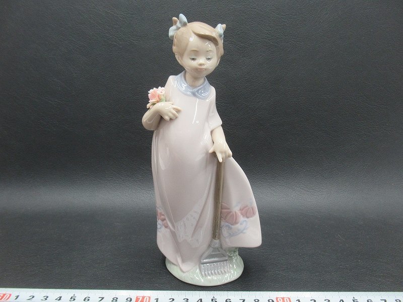 Lladro（リヤドロ）人形・フィギュリン 大事な電話 | VIREES-DU-SANCY.COM