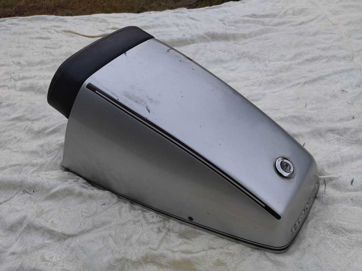 ☆HONDA GB250☆シングルシートカウル☆初期型☆銀☆ HONDA GB250