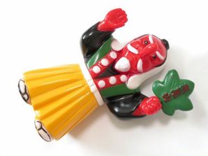 高尾山 天狗 貯金箱のYahoo!オークション(旧ヤフオク!)の相場・価格を