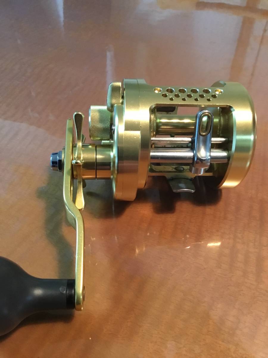 シマノ　カルカツタ　コンクエスト1000F_7