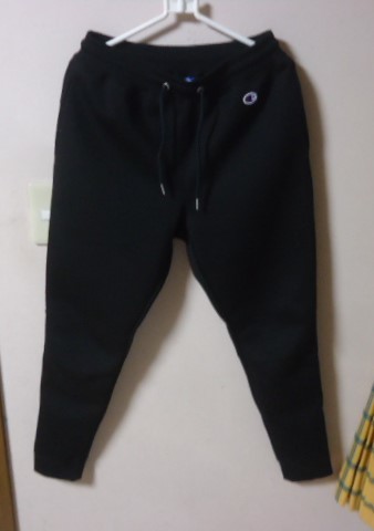 定番人気，2026 Mサイズ/Championチャンピオン/撥水ストレッチ/スウェットパンツ/肉厚トラックパンツ/テーパードシルエット/ブラック黒(パンツ、スラックス)｜売買されたオークション情報、yahooの商品情報を 男性用