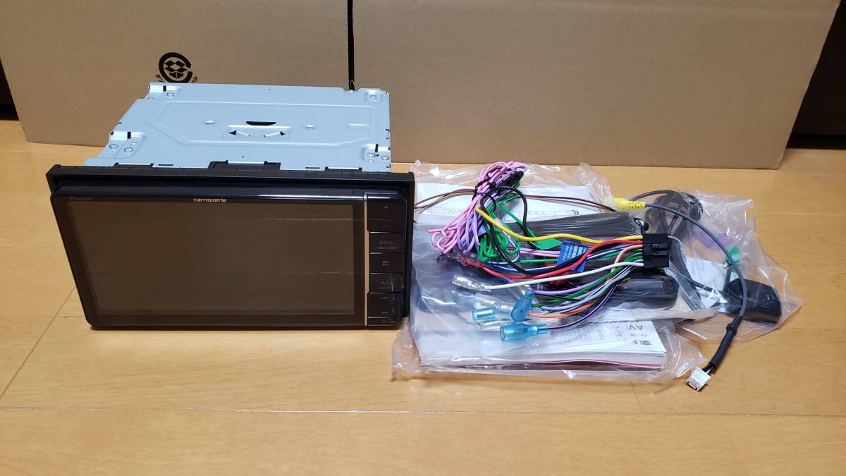 カロッツェリア AVIC-RW811-D メモリーナビ/フルセグ/DVD/Bluetooth