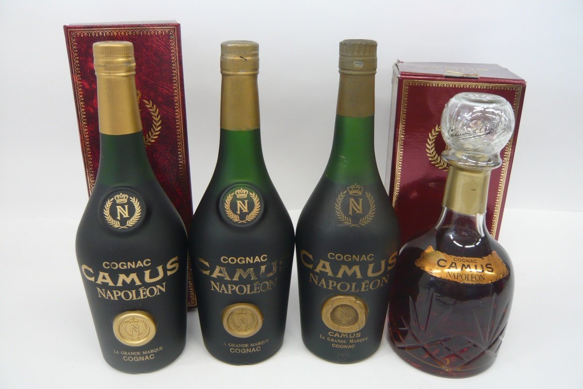 CAMUSカミュ 8本セットまとめ売り XO カミュ(CAMUS) の価格相場・高価買取 700ml｜トレファクONLINE