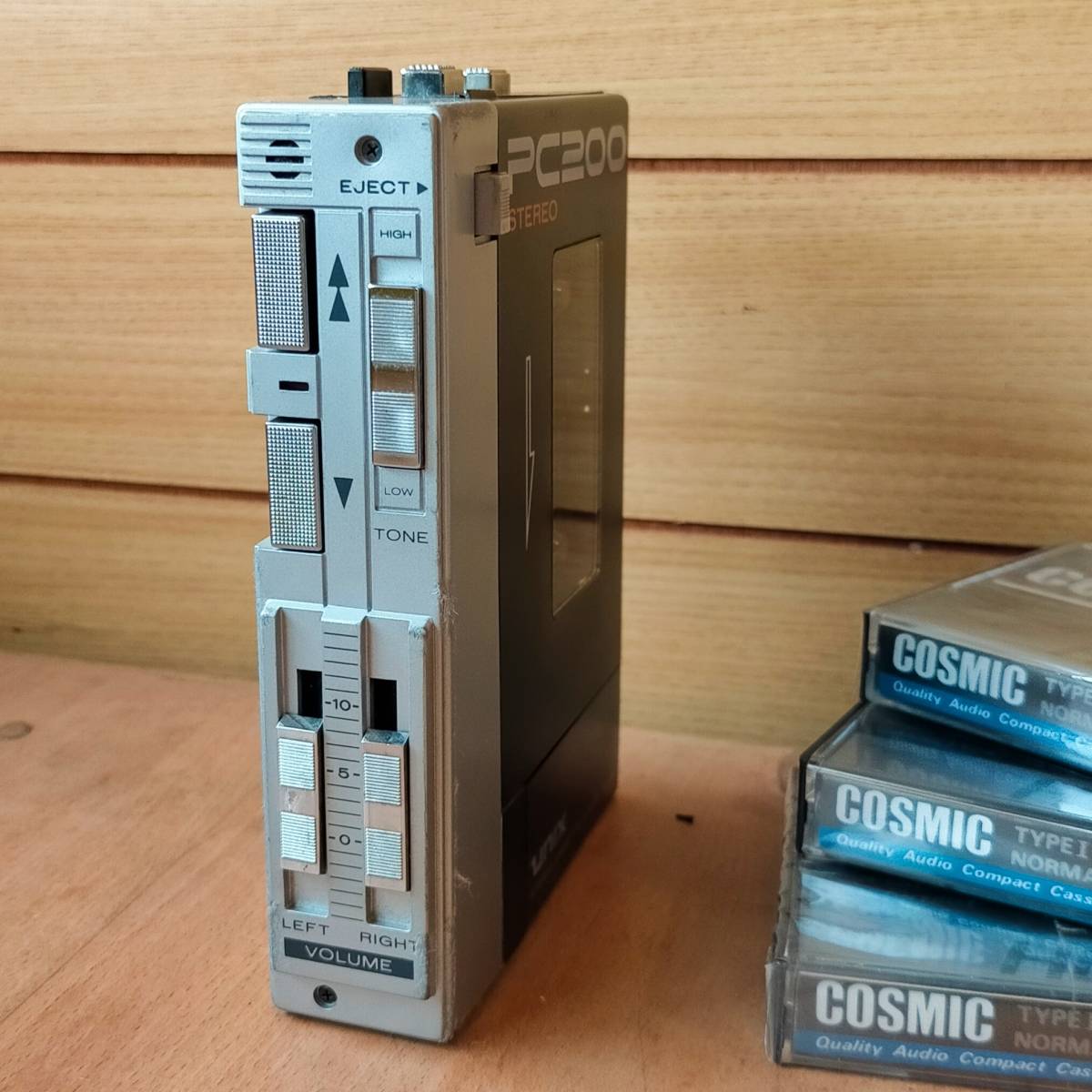 ☆マランツ UNIX PC200 ポータブルカセットプレーヤー ジャンク品 ◎カセットプレイヤー UNIX PC200 昭和レトロ/可動品ジャンク(再生専用