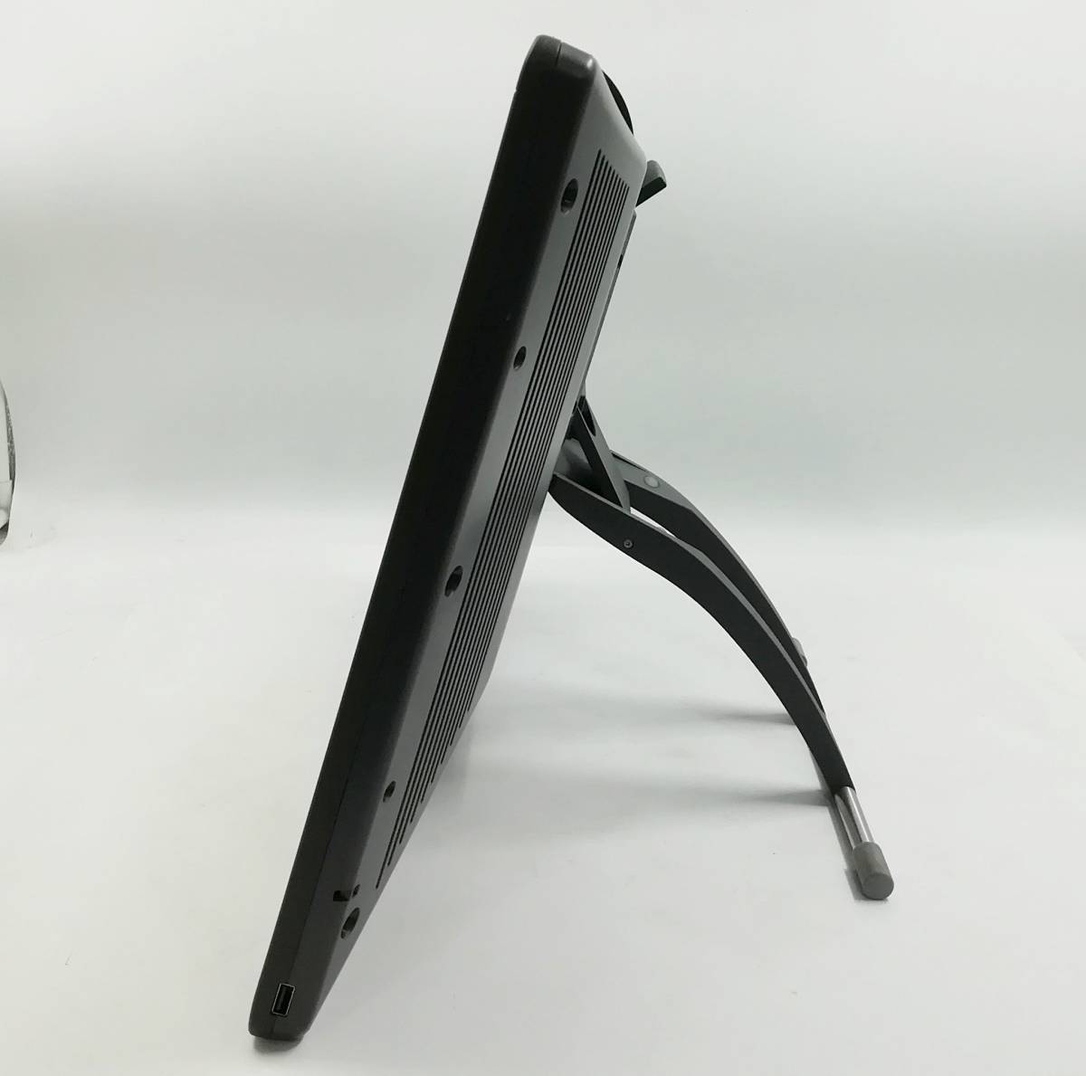 DTH-2242 /G Wacom 液晶ペンタブレット DTH-2242 /G Wacom 液晶ペン