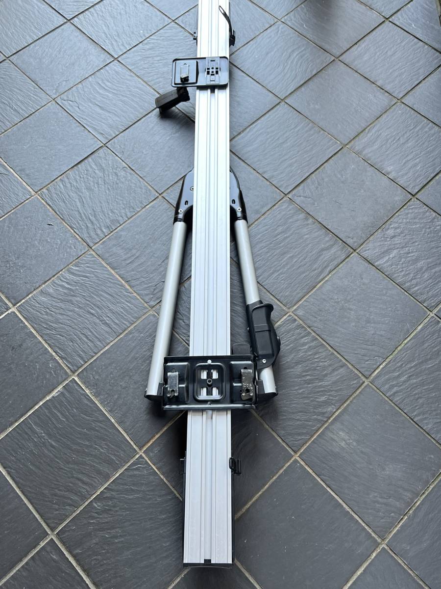 THULE TOUR　スーリー サイクルキャリア THULE | スーリー 送料無料g19424 車載用サイクルキャリア 自動車アクセサリー