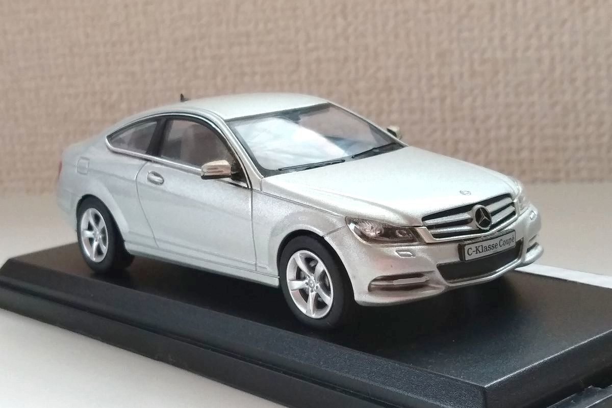 1/43 メルセデス・ベンツ C クラスクーペ / ノレブ (訳あり中古品