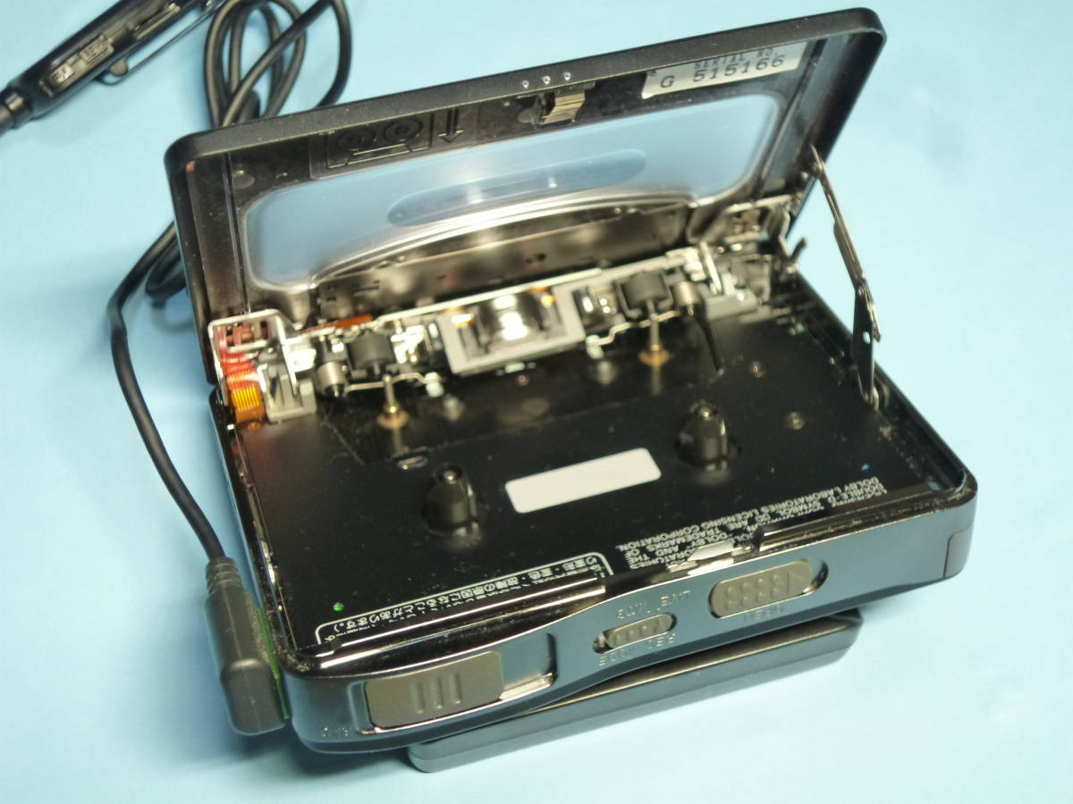 美品・動作　SONY ソニー　WALKMAN ポータブルカセットプレーヤー　WM-RX707 SONY ソニー WALKMAN FM&frasl;AMラジオ ☆美品・動作△☆ ウォークマンジャンク品