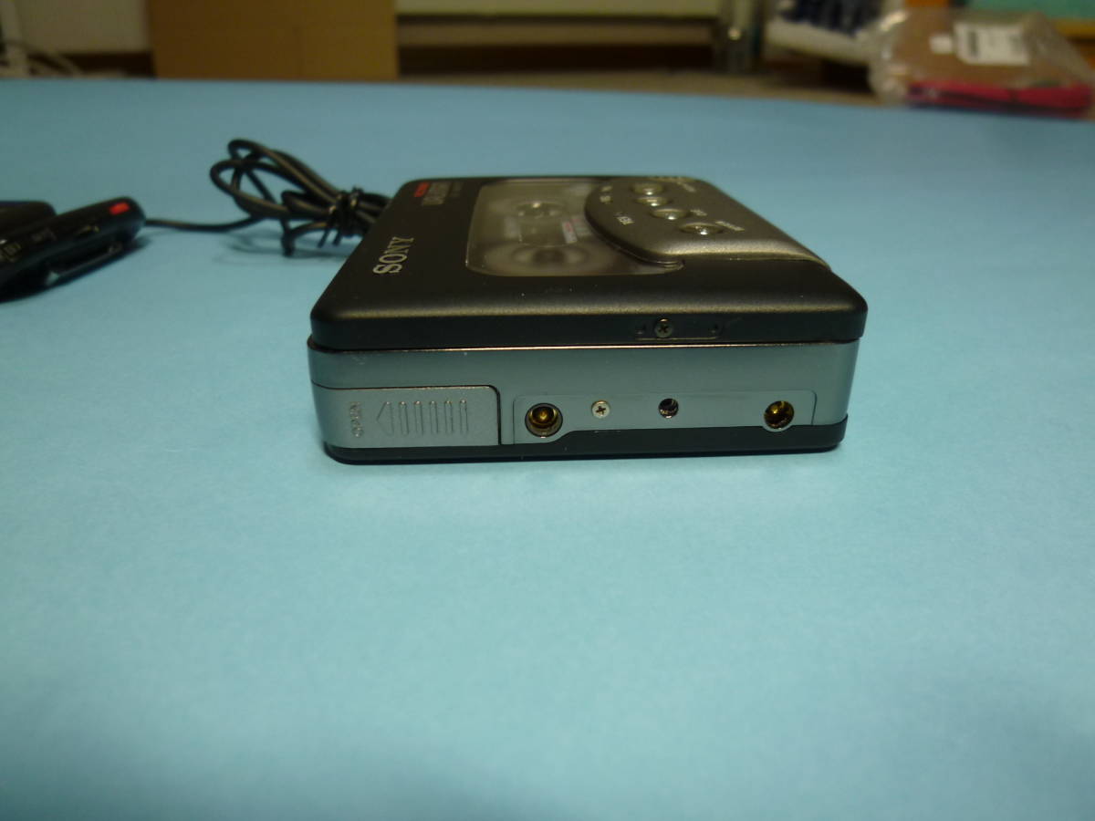 美品・動作　SONY ソニー　WALKMAN ポータブルカセットプレーヤー　WM-RX707 SONY ソニー WALKMAN FM&frasl;AMラジオ ☆美品・動作△☆ ウォークマンジャンク品
