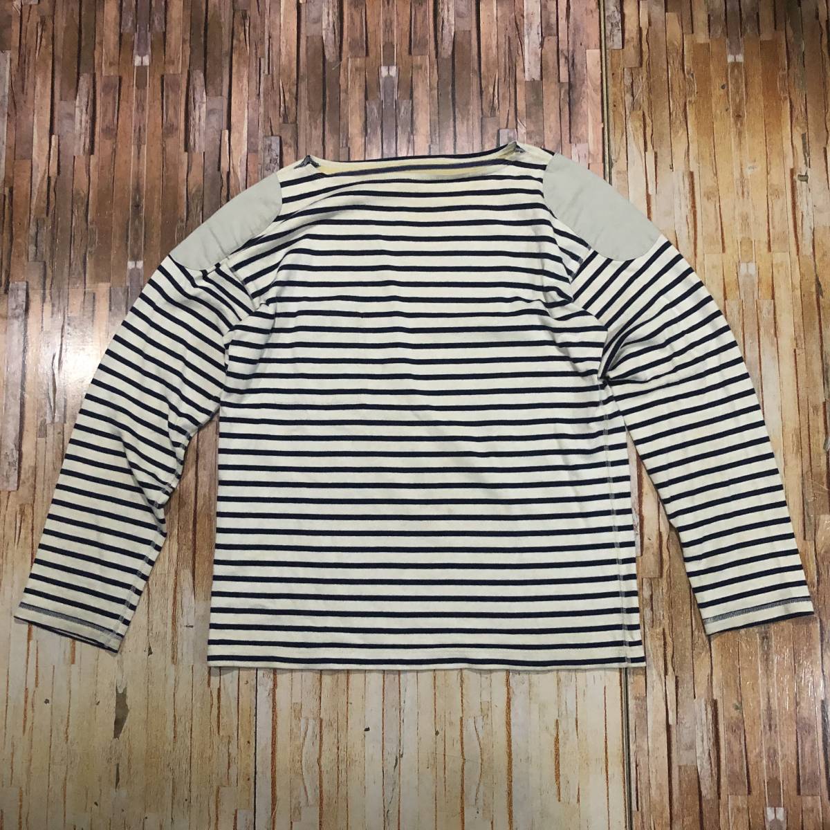 即決・Nigel Cabourn・ナイジェルケーボンのリバーシブル仕様のバスク 