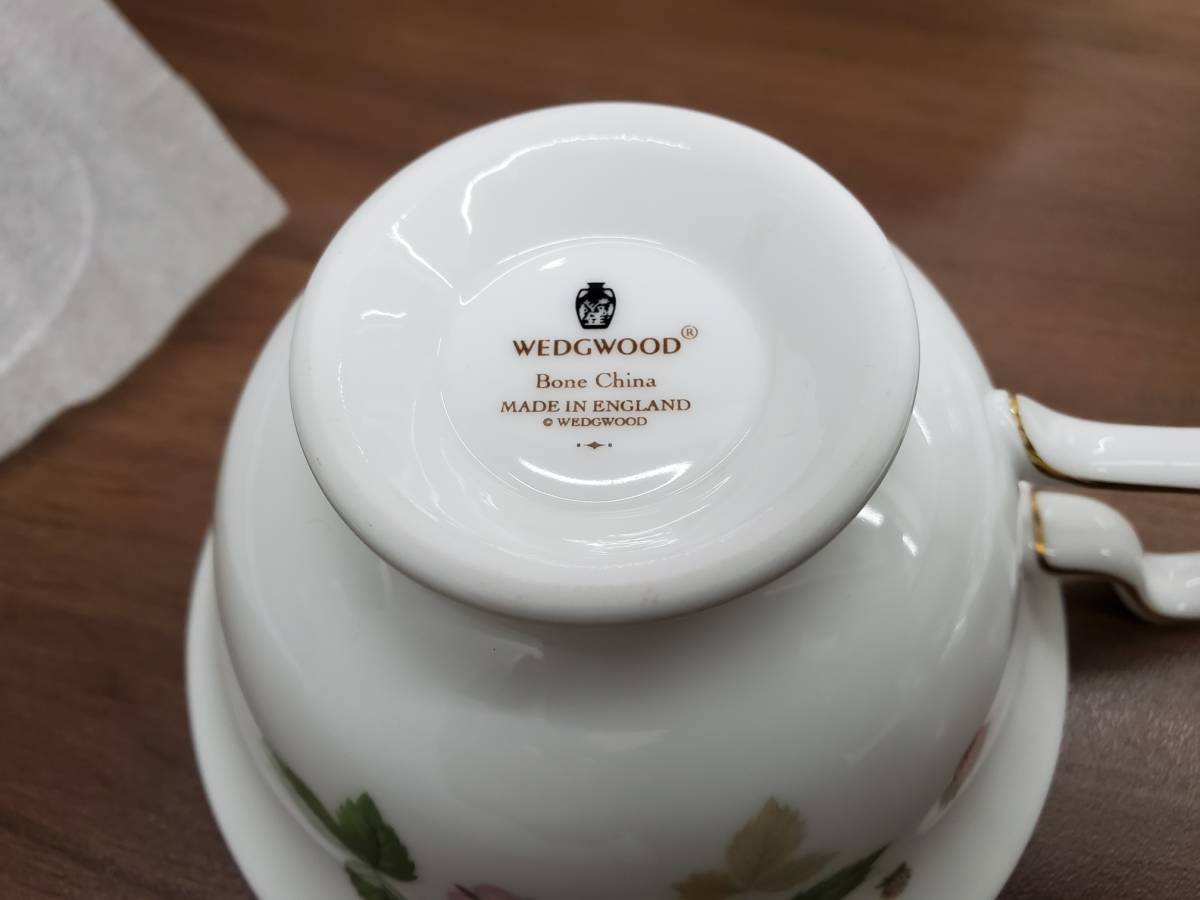 ☆WEDGWOOD ワイルドストロベリー ティーカップ＆ソーサー 5客セット